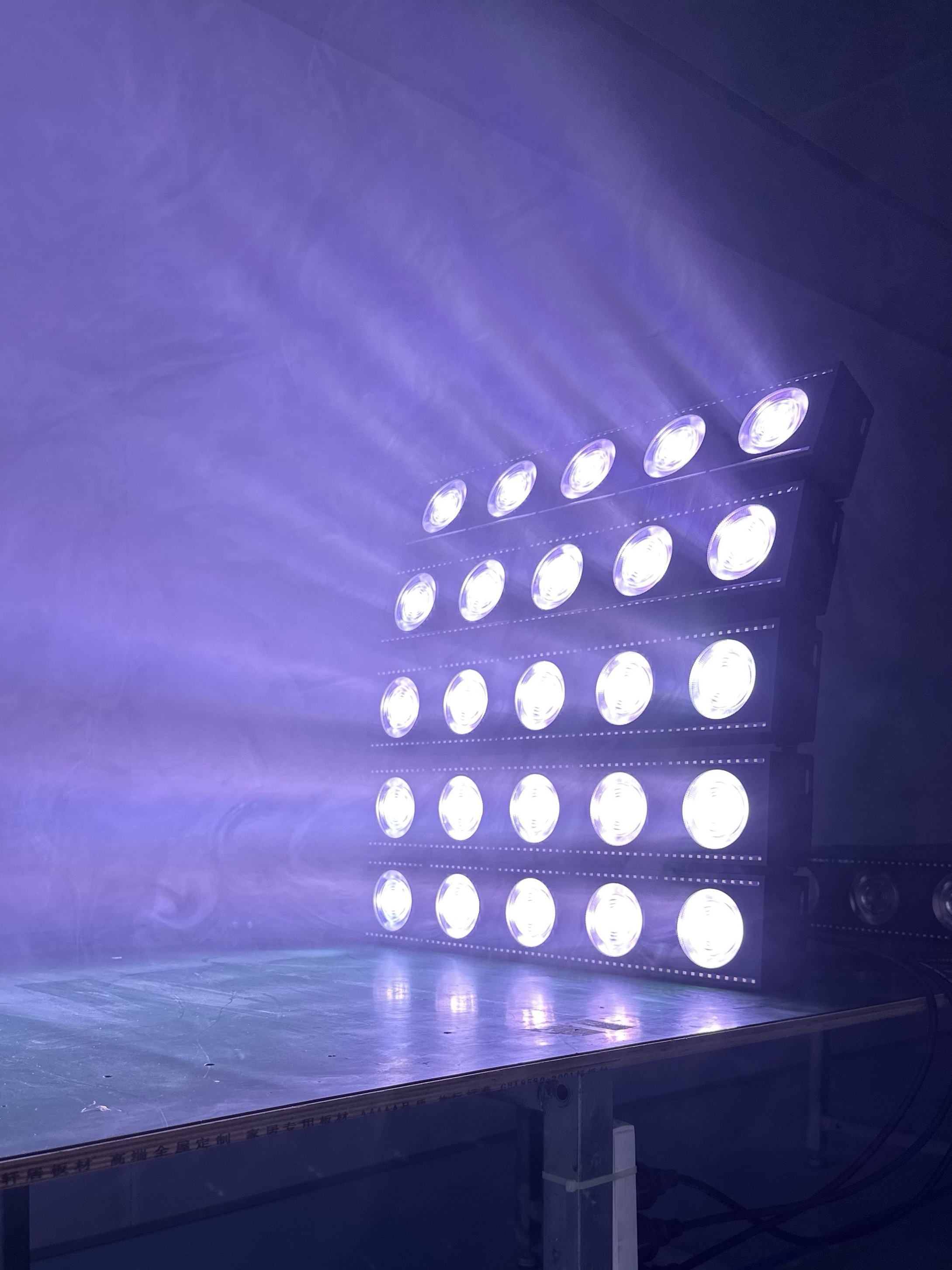 Lumi&egrave;re de sc&egrave;ne r&eacute;tro